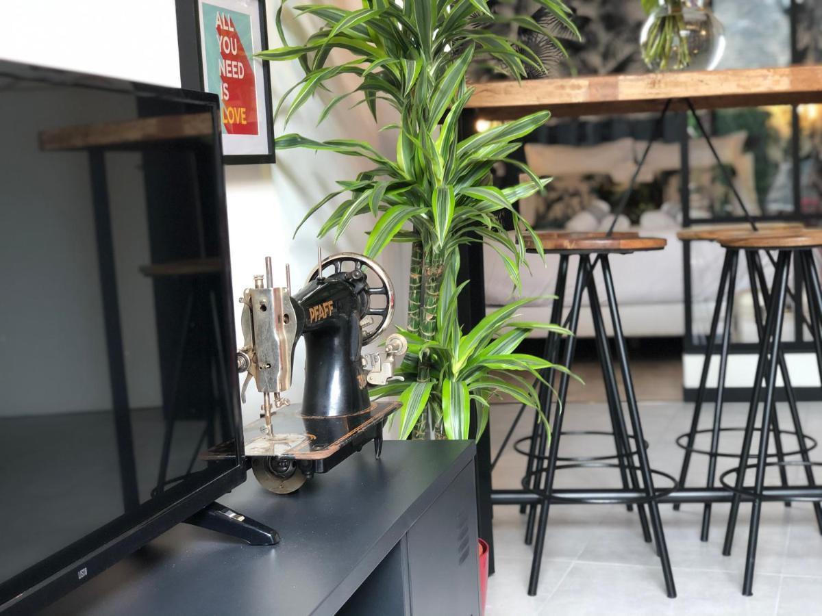 Appartement Centre-Ville Avec Terrasse Indus Vannes Ngoại thất bức ảnh
